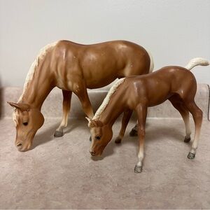 Vintage Breyer Buttons and Bows Palomino and Foal Grazing Mare set